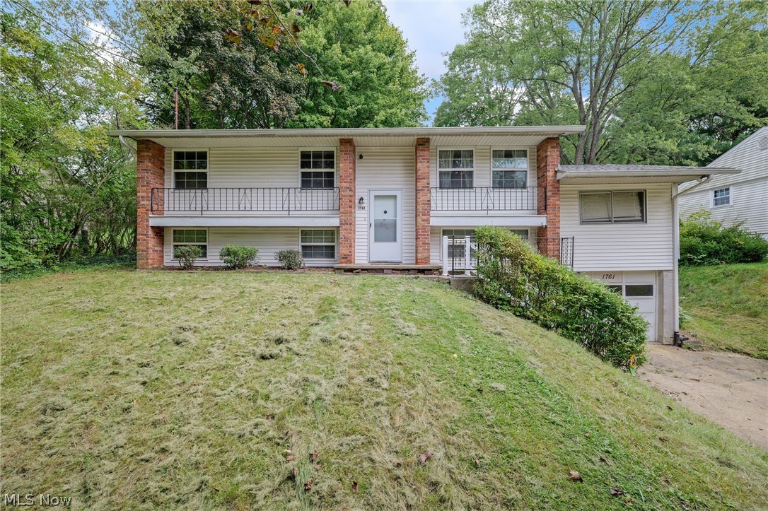 1761 Woodcrest Drive Wooster OH 44691