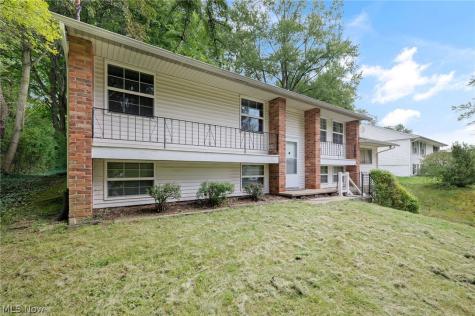 1761 Woodcrest Drive Wooster OH 44691