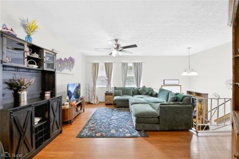 1761 Woodcrest Drive Wooster OH 44691