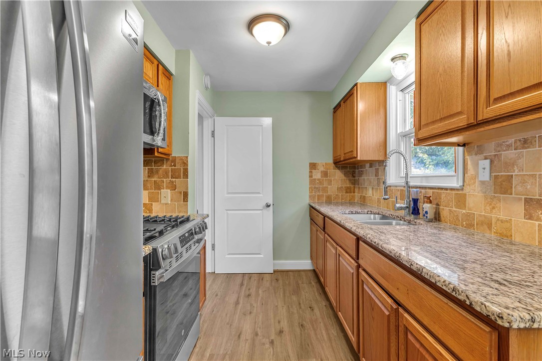 4082 Palm Avenue Lorain OH 44055