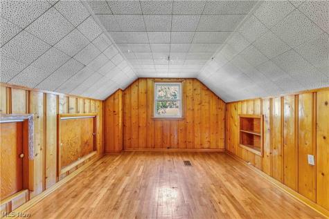 4082 Palm Avenue Lorain OH 44055