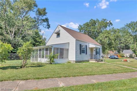 4082 Palm Avenue Lorain OH 44055