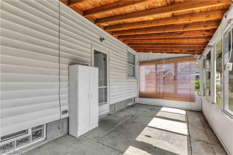 4082 Palm Avenue Lorain OH 44055