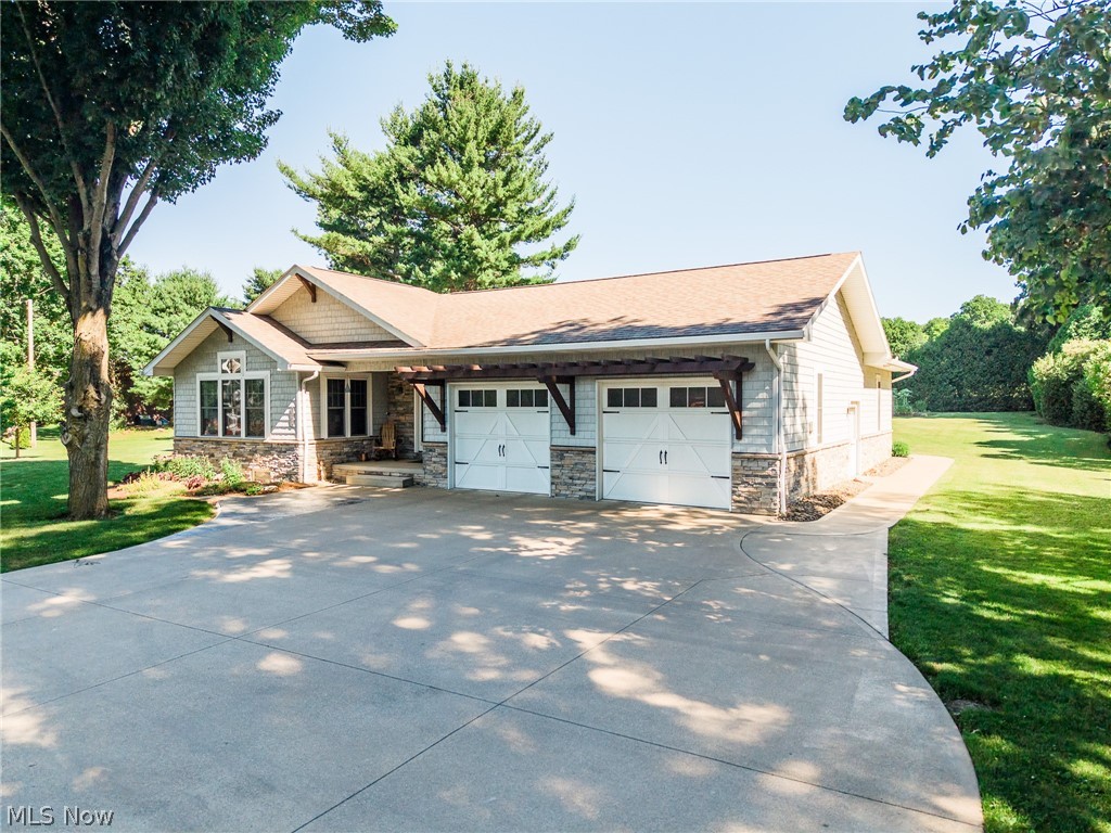 13680 Emerson Road Dalton OH 44618