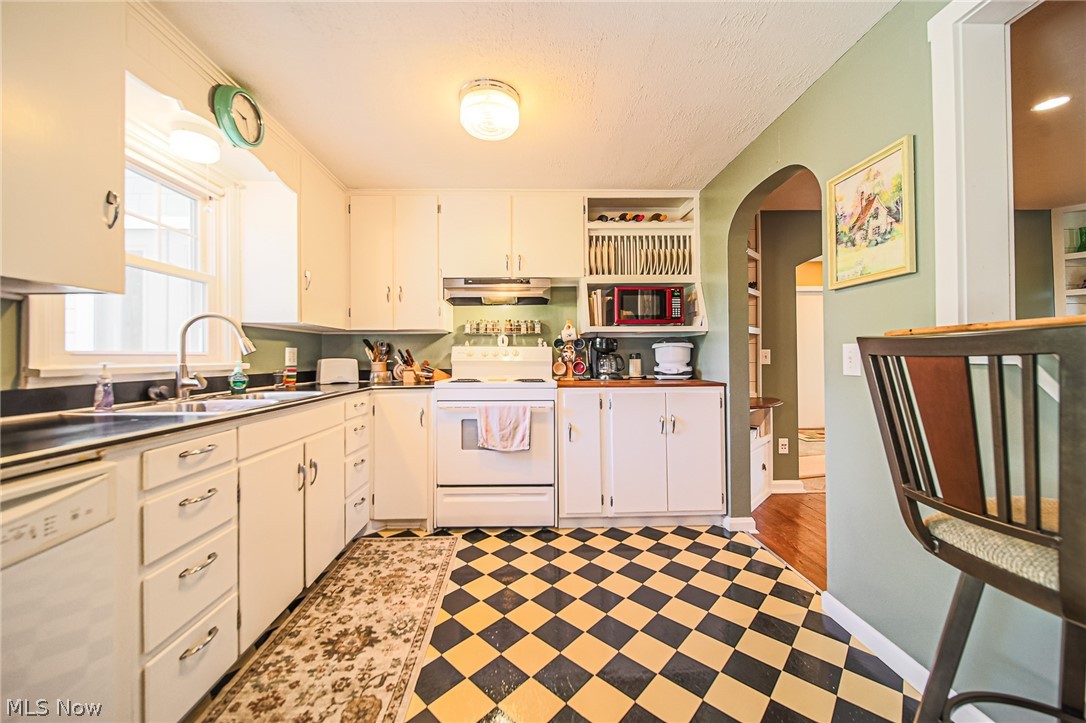13680 Emerson Road Dalton OH 44618
