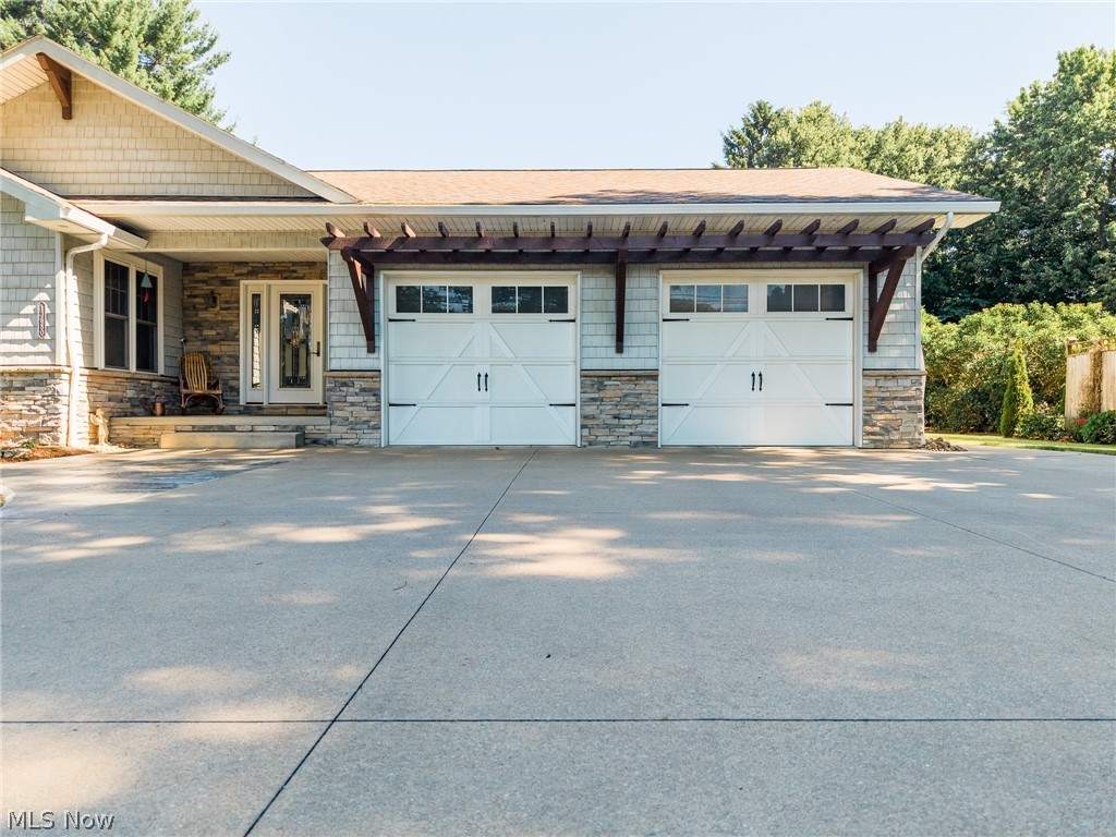 13680 Emerson Road Dalton OH 44618