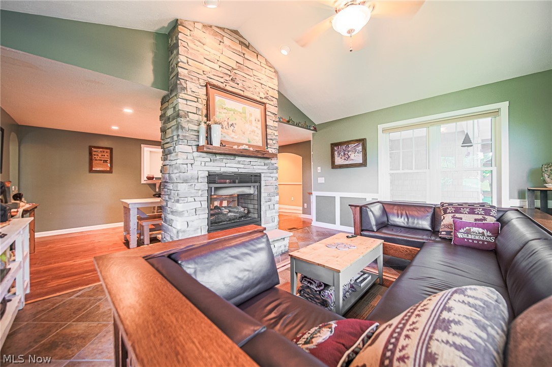 13680 Emerson Road Dalton OH 44618