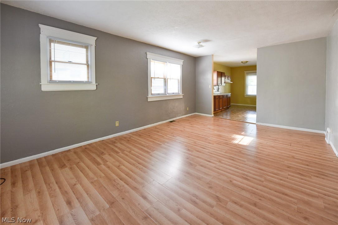 761 E Crosier Street Akron OH 44306