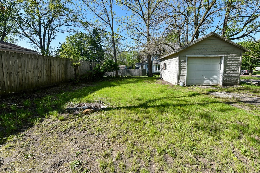 761 E Crosier Street Akron OH 44306