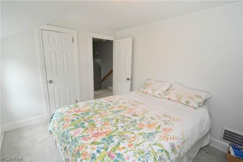 482 Ewing Road Youngstown OH 44512