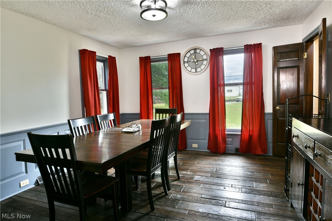 1257 Bristol Champion Townline Road NW Bristolville OH 44402