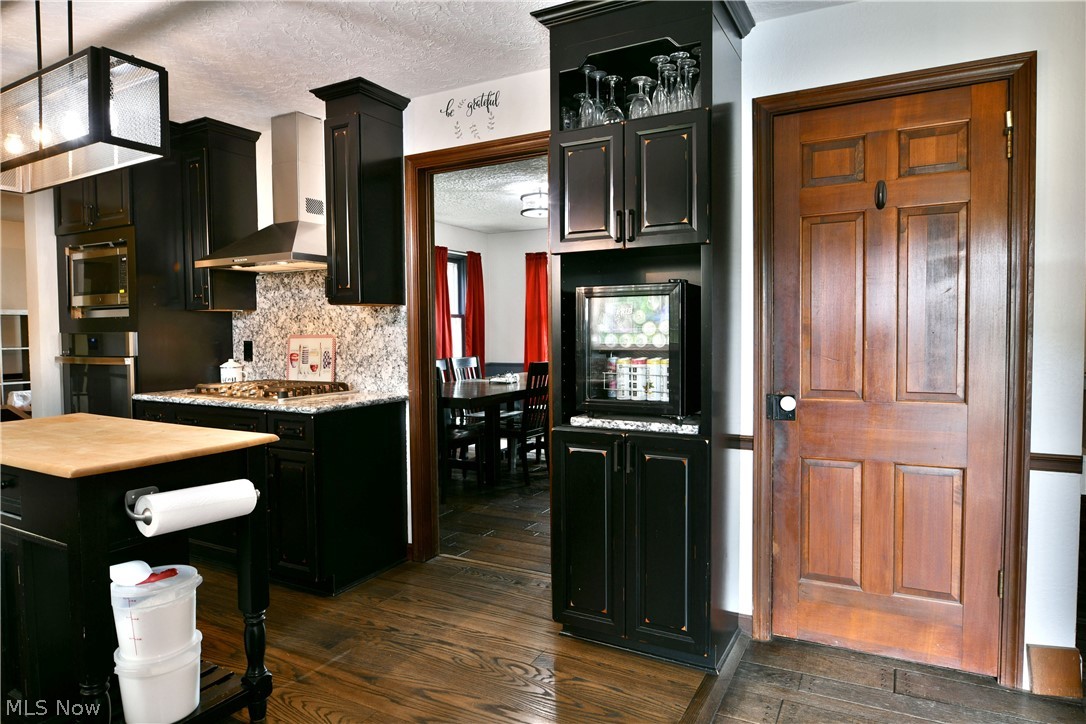 1257 Bristol Champion Townline Road NW Bristolville OH 44402