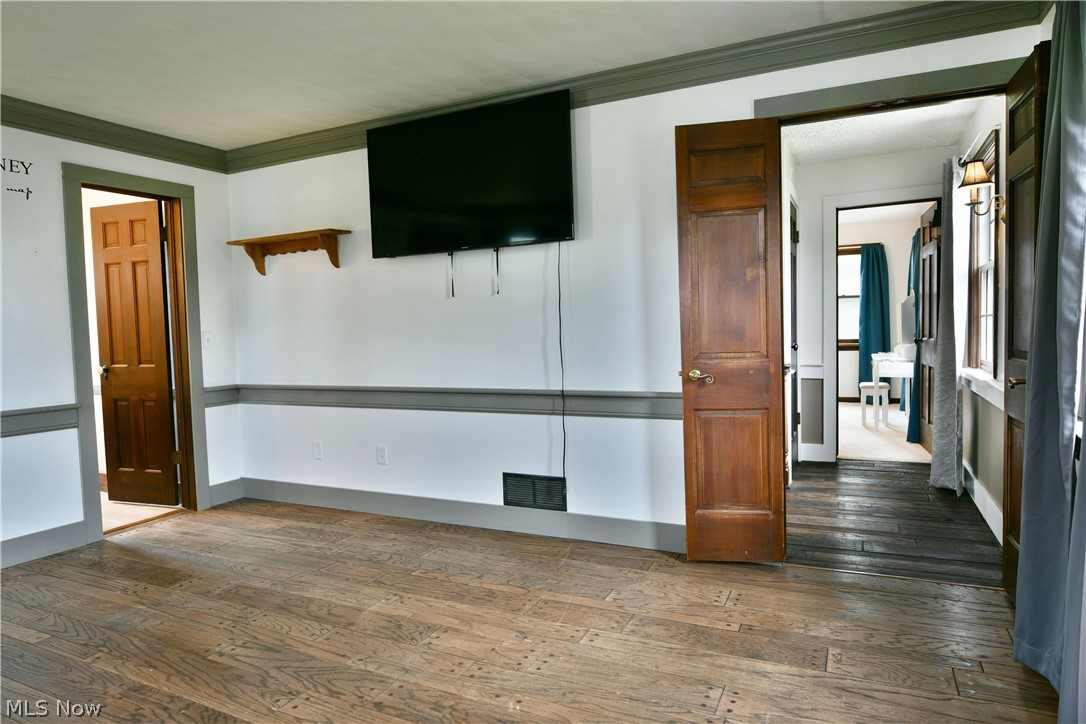 1257 Bristol Champion Townline Road NW Bristolville OH 44402