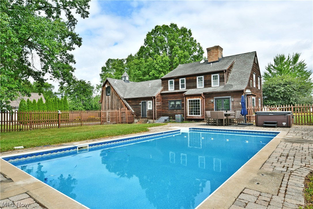 1257 Bristol Champion Townline Road NW Bristolville OH 44402