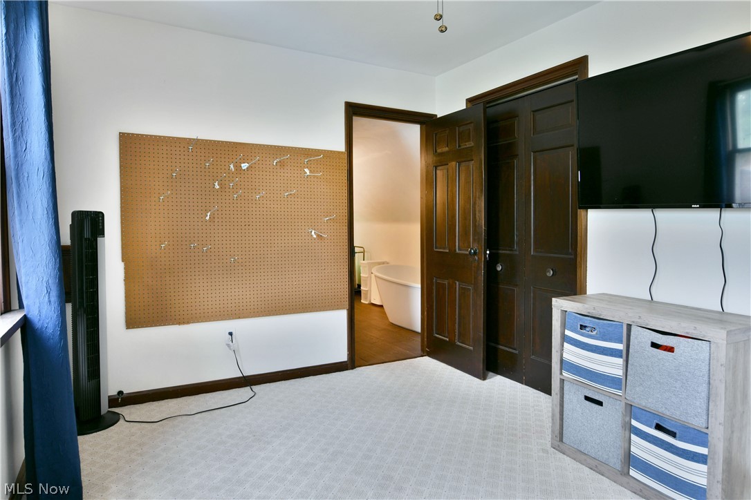 1257 Bristol Champion Townline Road NW Bristolville OH 44402