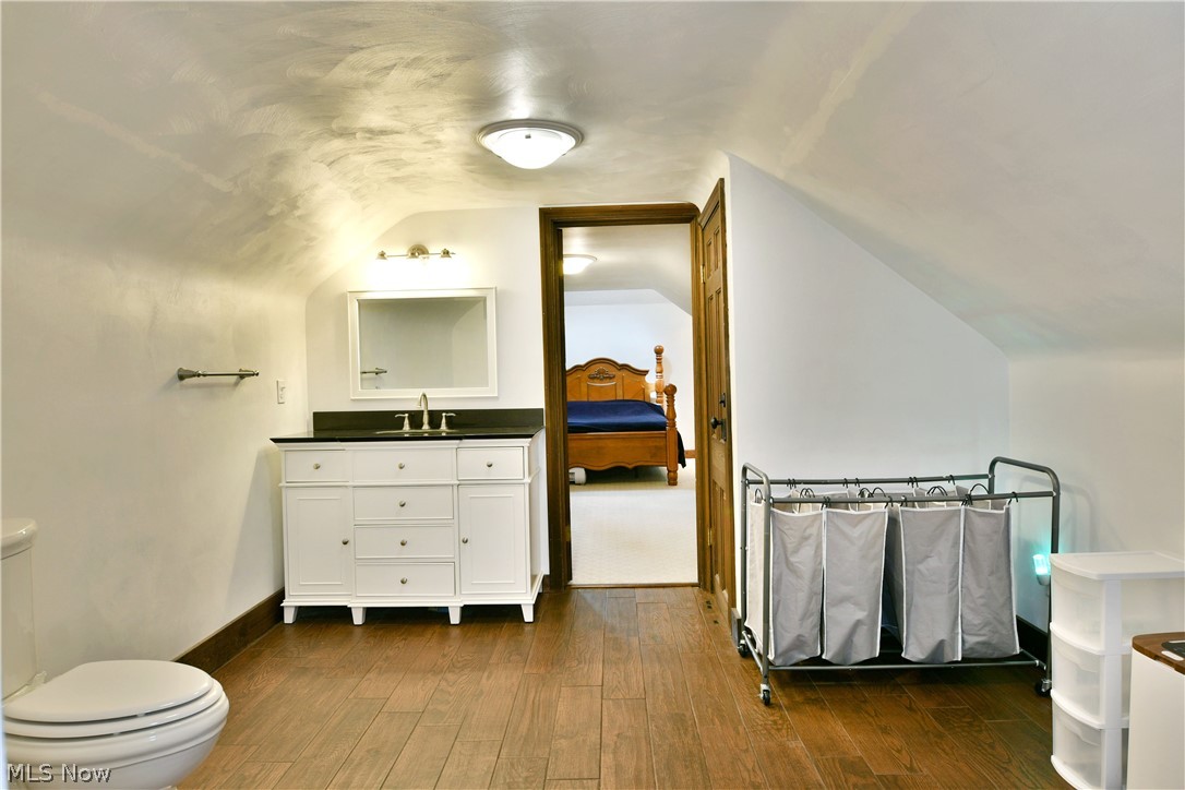 1257 Bristol Champion Townline Road NW Bristolville OH 44402