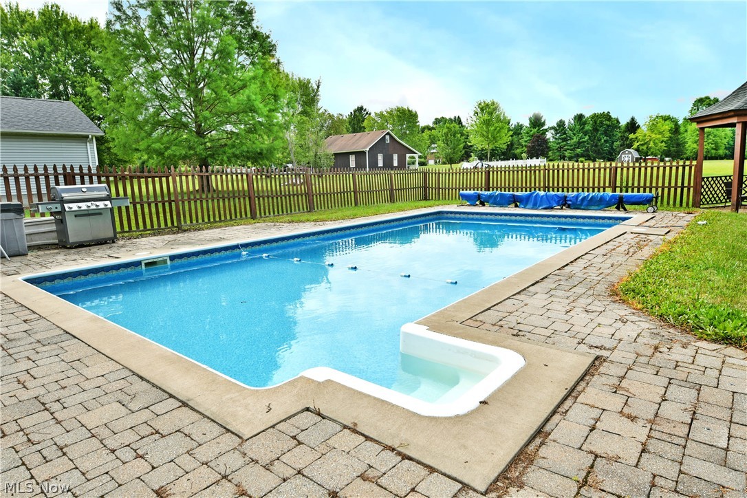 1257 Bristol Champion Townline Road NW Bristolville OH 44402