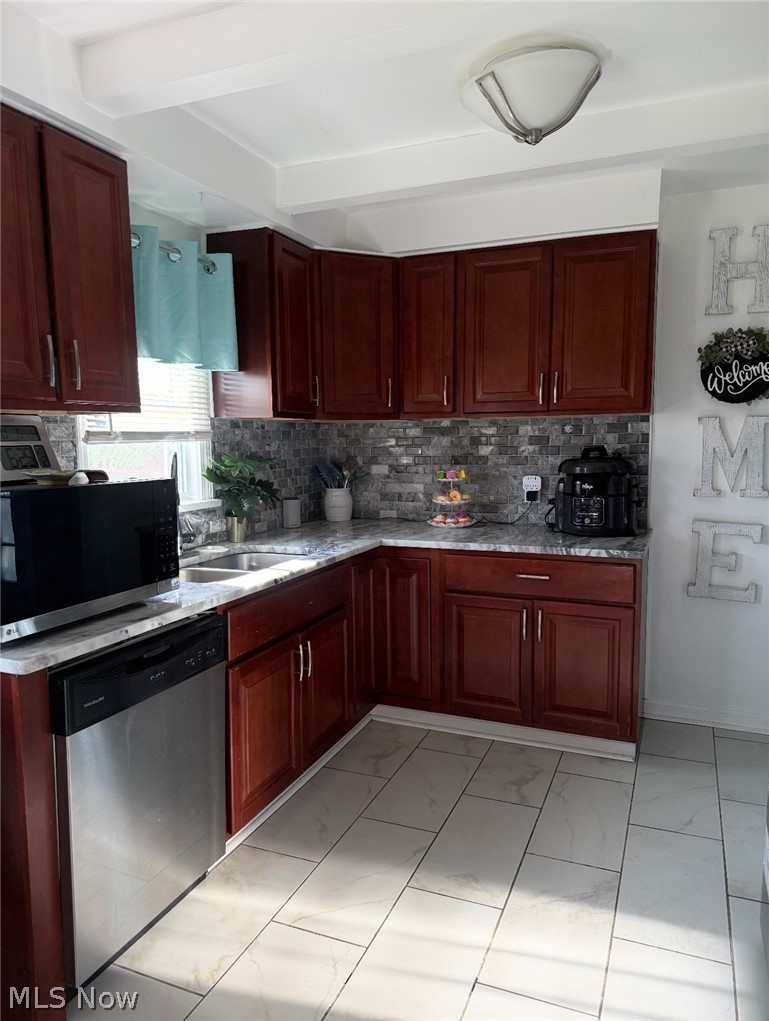 3788 Jo Ann Drive Cleveland OH 44122