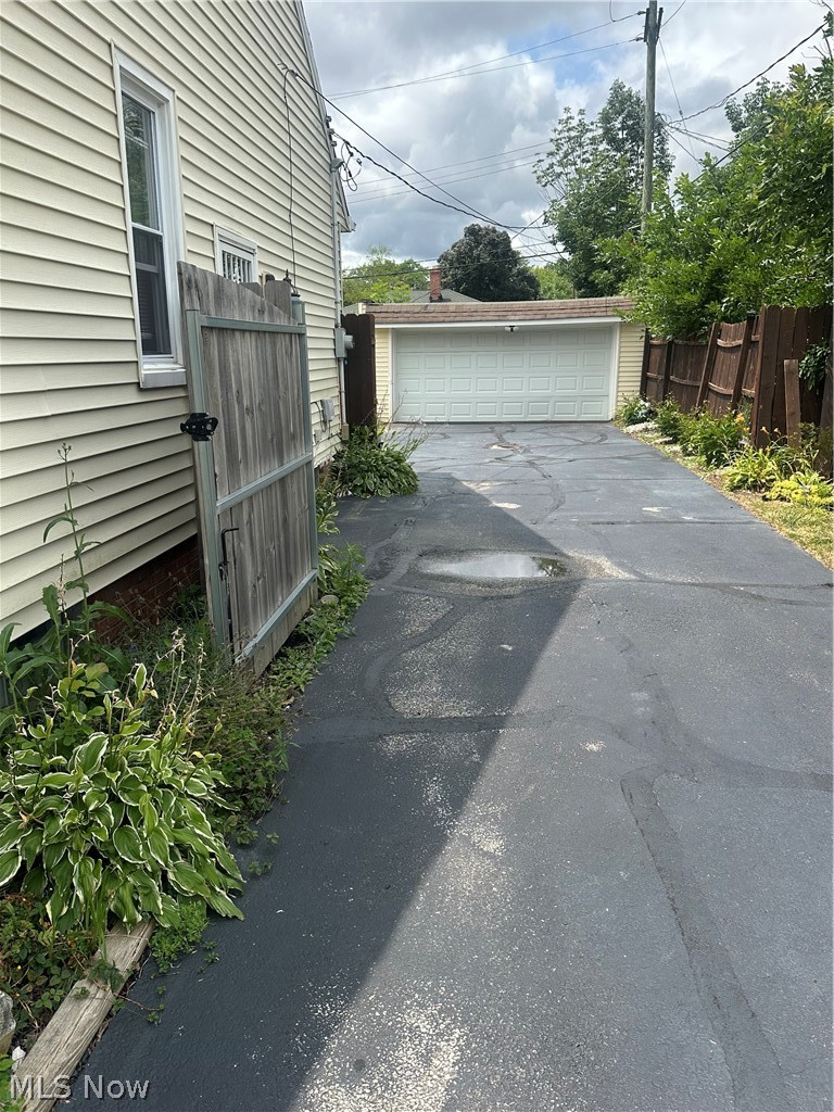 3788 Jo Ann Drive Cleveland OH 44122