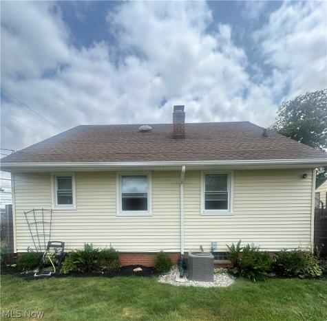 3788 Jo Ann Drive Cleveland OH 44122