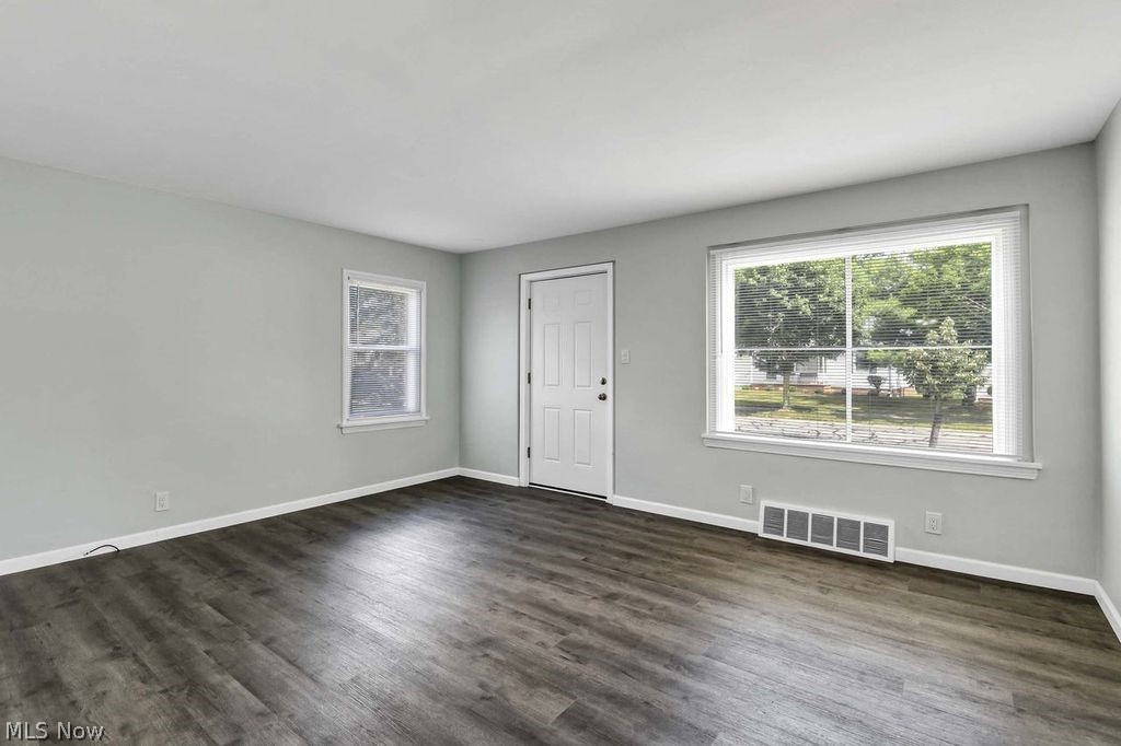 5136 Bridgewater Road Lyndhurst OH 44124