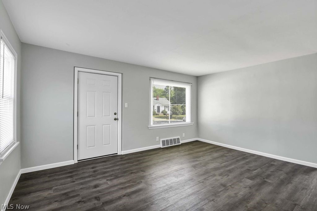 5136 Bridgewater Road Lyndhurst OH 44124