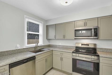 5136 Bridgewater Road Lyndhurst OH 44124