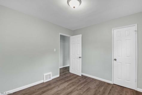 5136 Bridgewater Road Lyndhurst OH 44124