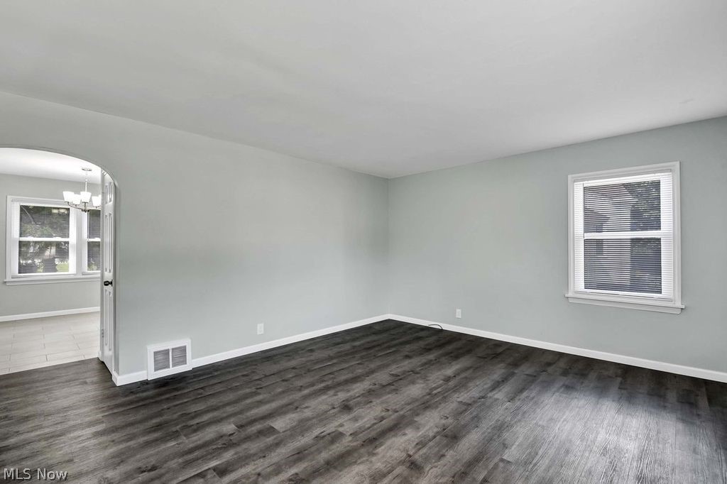 5136 Bridgewater Road Lyndhurst OH 44124