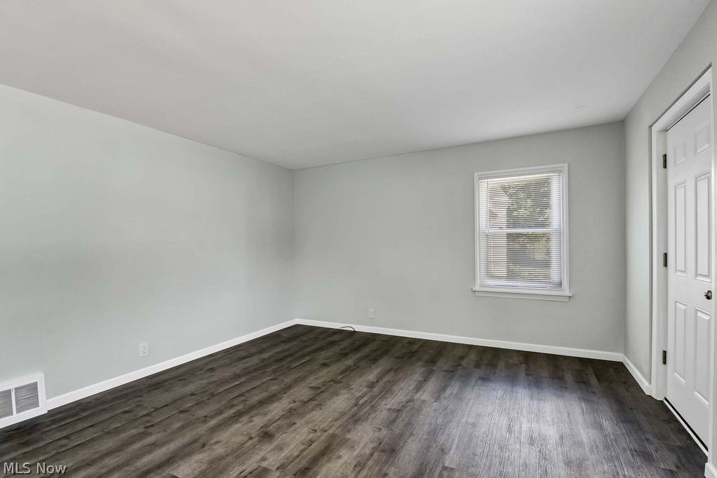 5136 Bridgewater Road Lyndhurst OH 44124