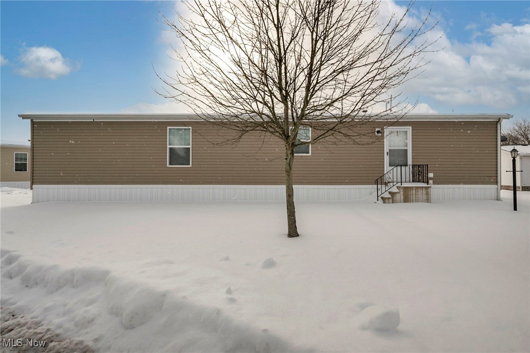 348 Robin Drive Elyria OH 44035