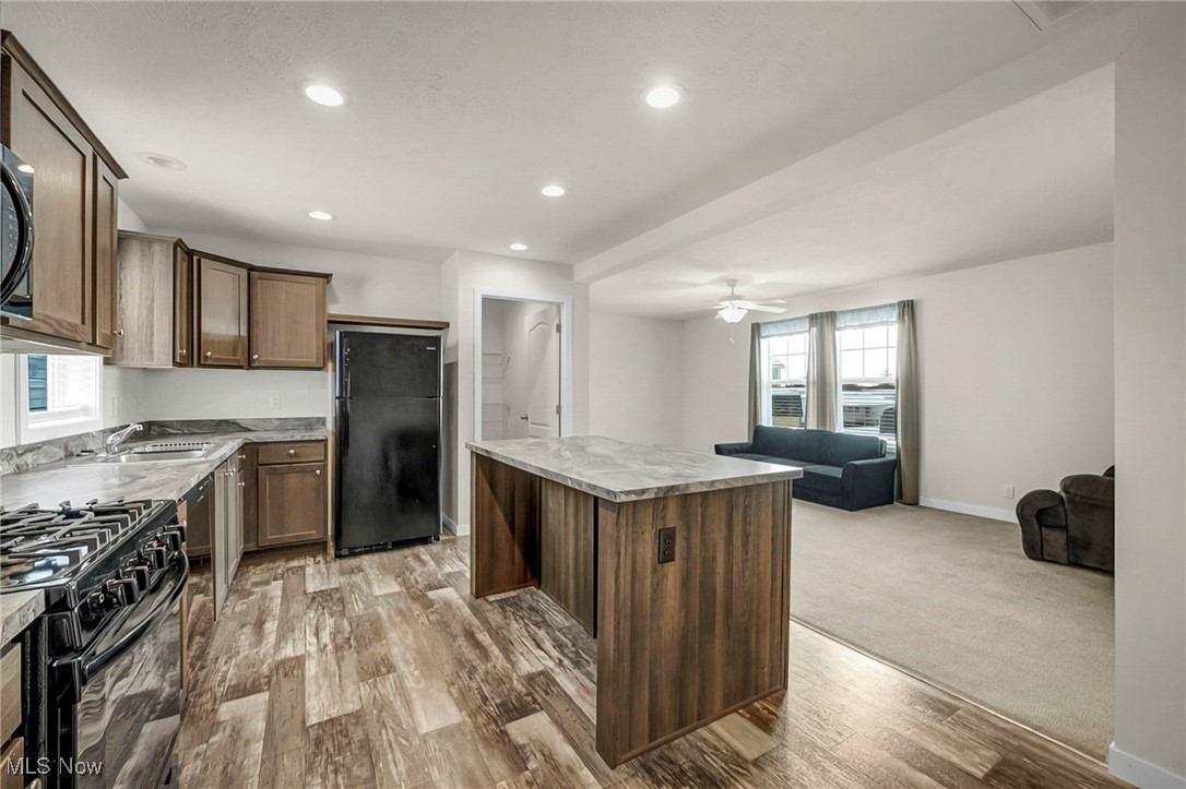 348 Robin Drive Elyria OH 44035