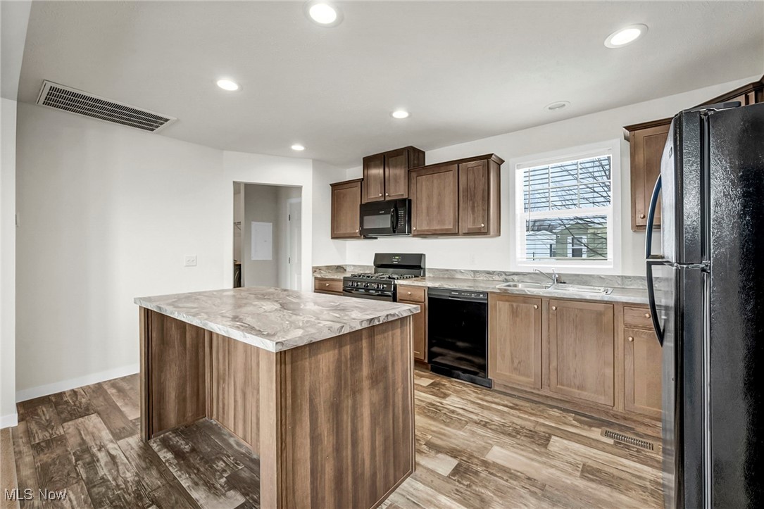 348 Robin Drive Elyria OH 44035