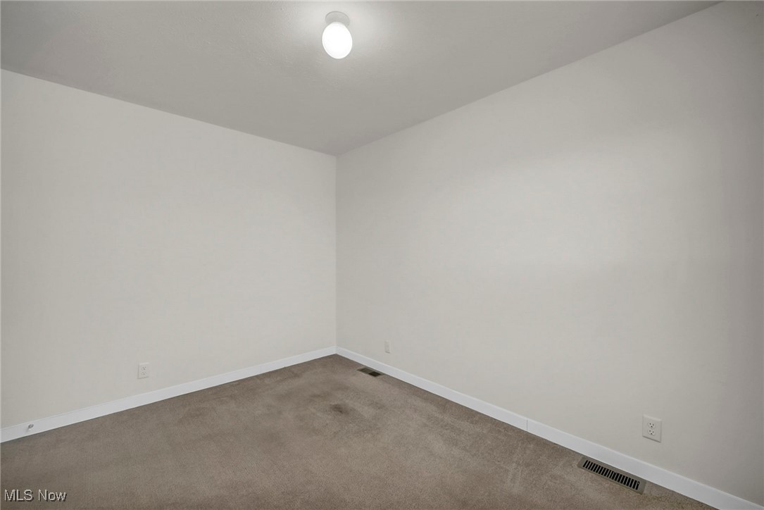 348 Robin Drive Elyria OH 44035