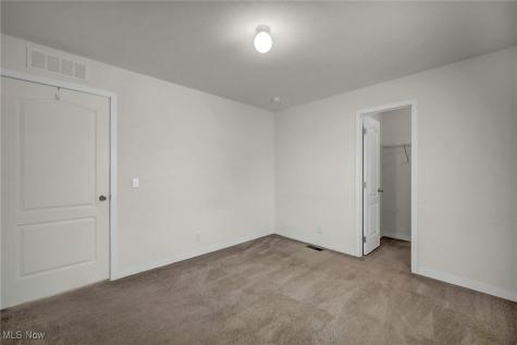 348 Robin Drive Elyria OH 44035