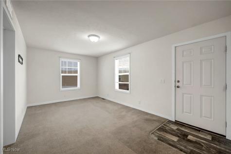 348 Robin Drive Elyria OH 44035