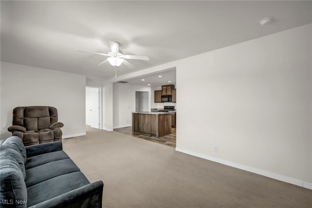 348 Robin Drive Elyria OH 44035