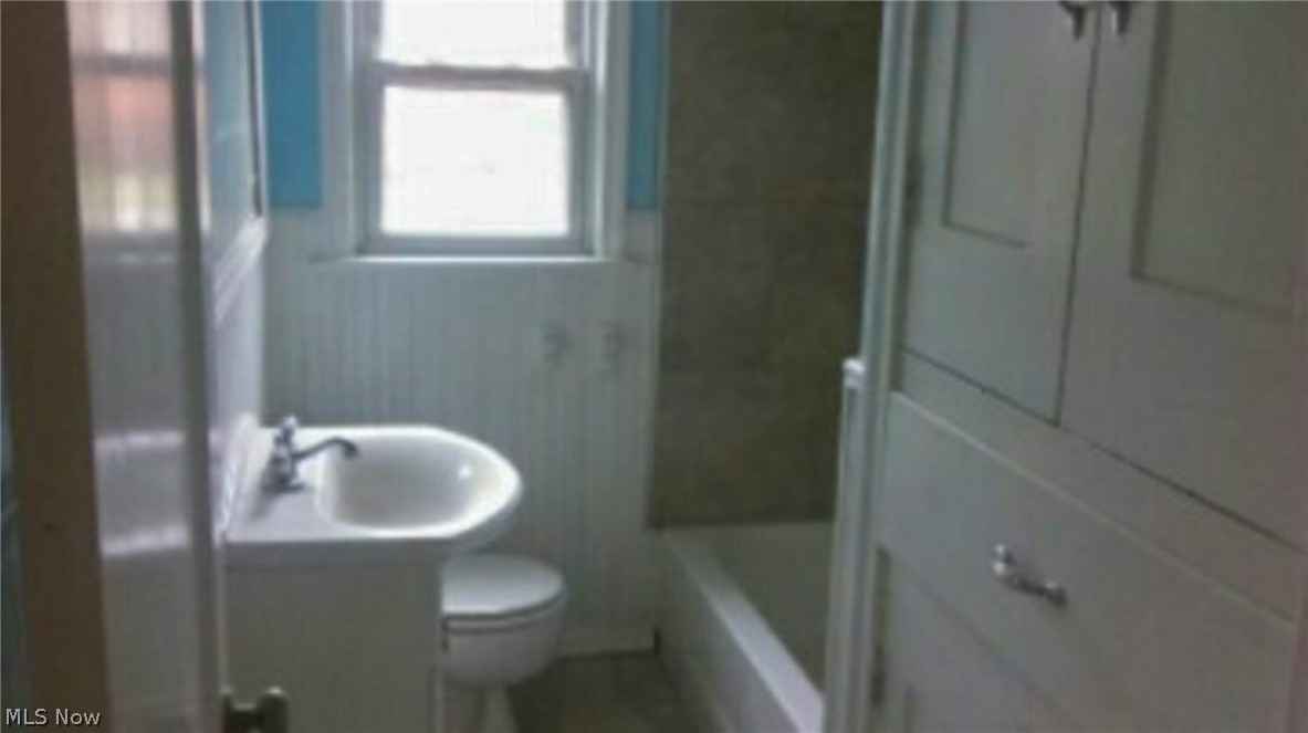 426 Vince Avenue NW Canton OH 44708