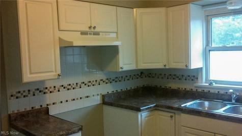 426 Vince Avenue NW Canton OH 44708