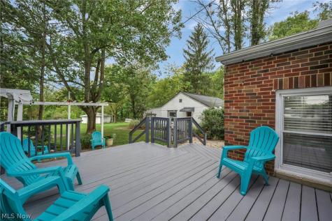 755 W Glendale Street Bedford OH 44146