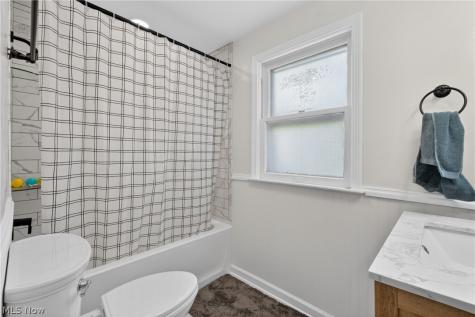 4409 Silsby Road University Heights OH 44118