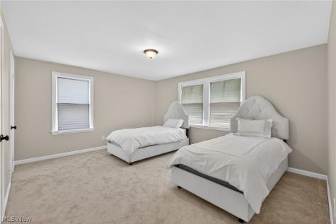 4409 Silsby Road University Heights OH 44118