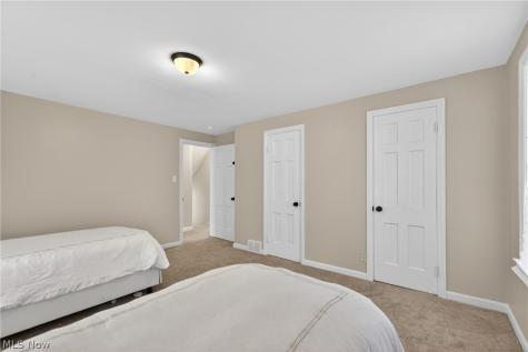 4409 Silsby Road University Heights OH 44118