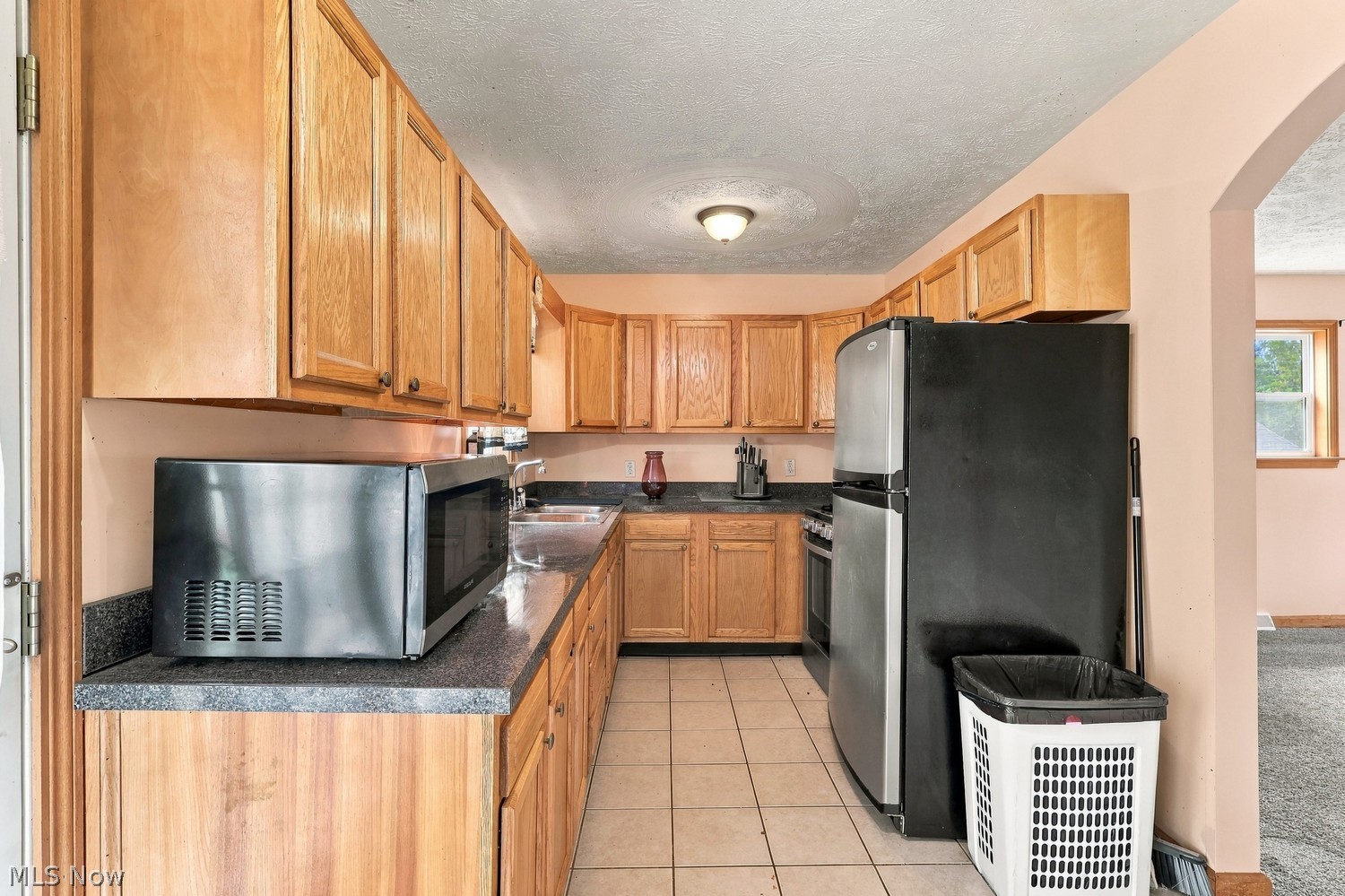 937 East Drive Sheffield Lake OH 44054