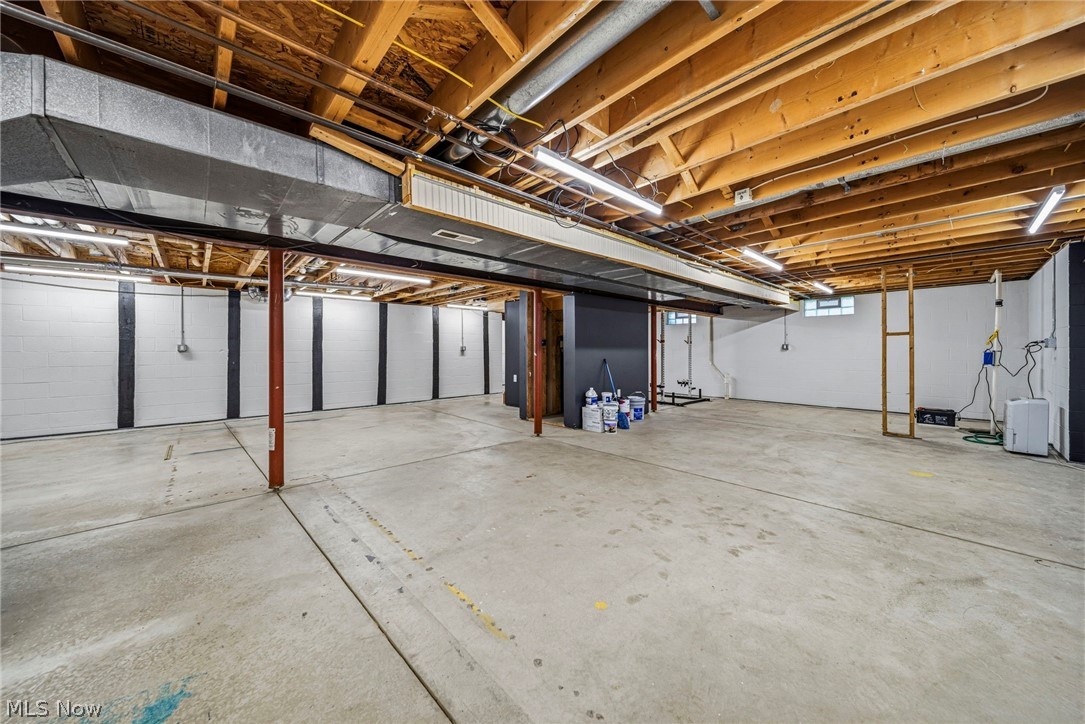 116 Woodbridge Crossing Chardon OH 44024
