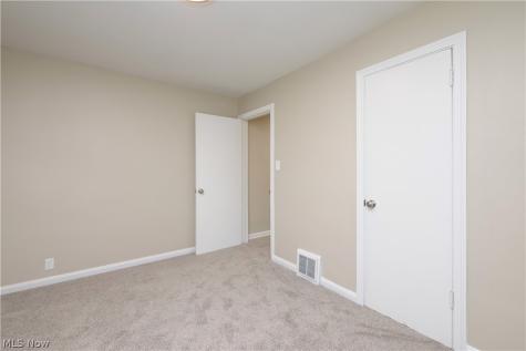 143 Conrad Street Barberton OH 44203