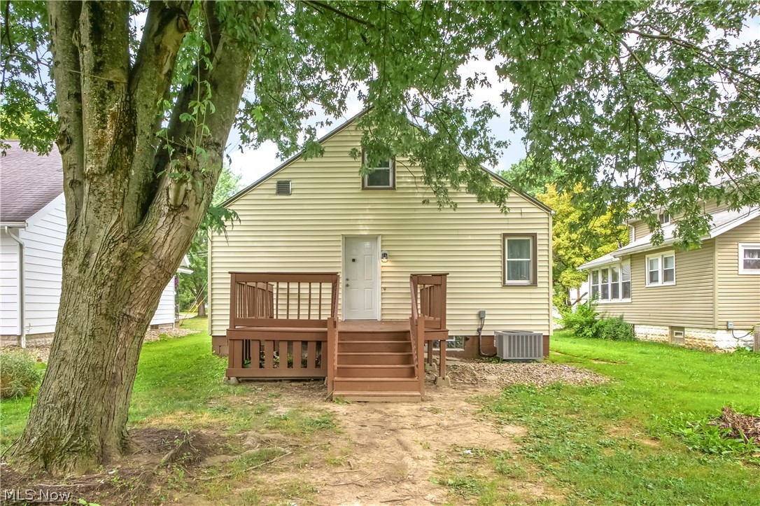 143 Conrad Street Barberton OH 44203