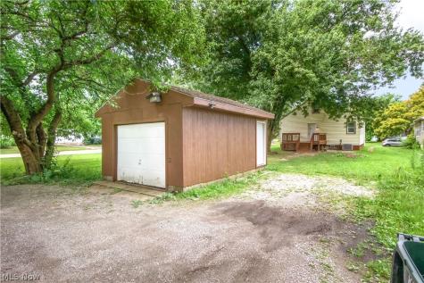 143 Conrad Street Barberton OH 44203