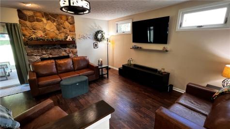 1344 Northwoods Trail Wadsworth OH 44281
