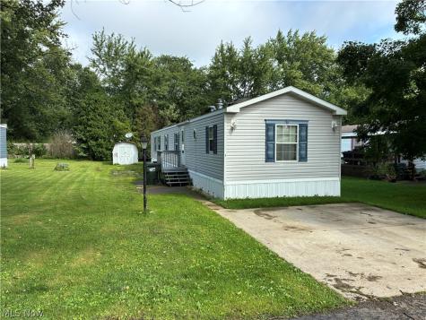 5 Carpenter Boulevard Marshallville OH 44645